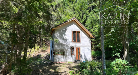 Rekreačná chata - v krásnom vysokohorskom prostredí v srdci Nízkych Tatier.