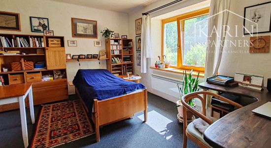 Chalupa pod lesom s ovocným sadom, 4144 m2, Nová Bošáca.