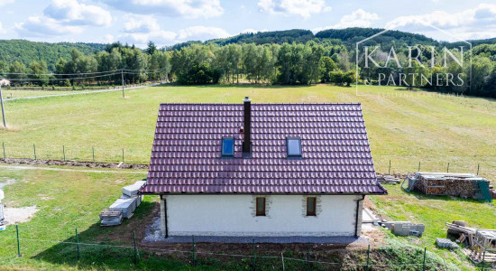 Stavebný pozemok so schváleným projektom rekreačnej chaty a elektrikou v lokalite Nová Baňa - Bukovina