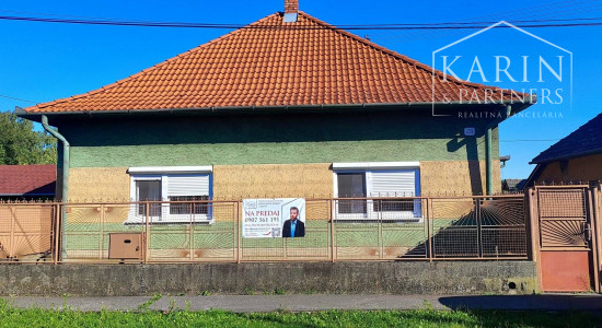 EXKLUZÍVNE: Rodinný dom na poz. 9á, garáž, Trnovec n/Váhom