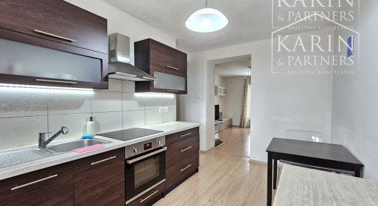 2i BYT NA PRENÁJOM, ZÁMOCKÁ, HOLÍČ