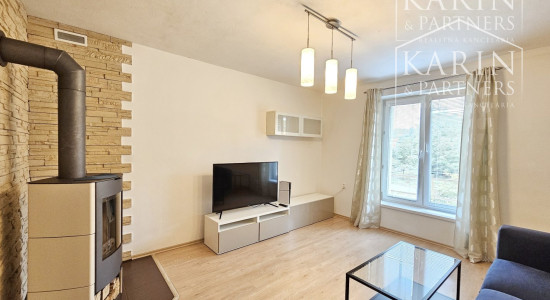 2i BYT NA PRENÁJOM, ZÁMOCKÁ, HOLÍČ