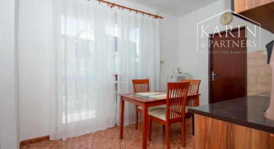 Na predaj 4 izbový rodinný dom v Lehniciach s garážou