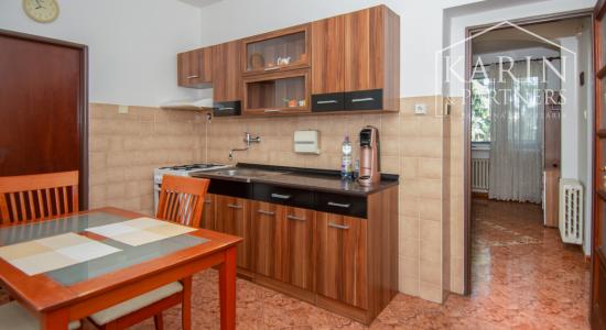 Na predaj 4 izbový rodinný dom v Lehniciach s garážou