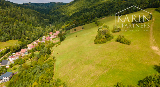 Pozemok s panoramatickými výhľadmi v Lysej pod Makytou 3345m²