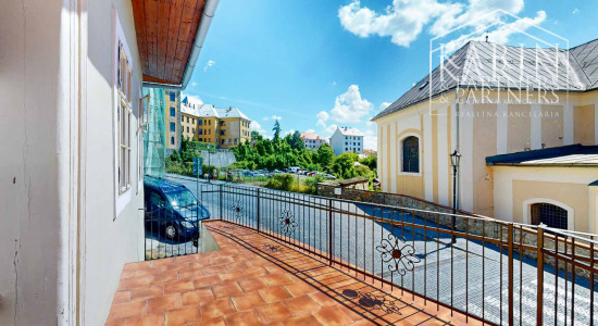 Zabehnutý Mezonet s Terasou a výhľadom na Banskú Štiavnicu