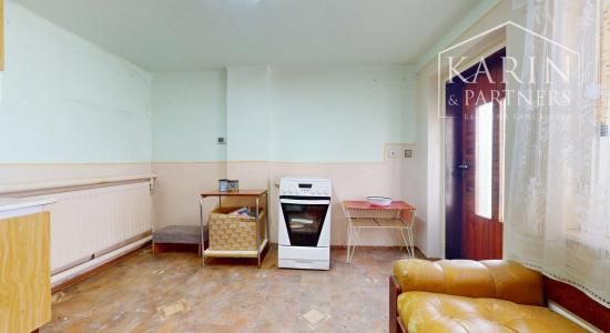 RODINNÝ DOM SO ZÁHRADOU V POKOJNEJ OBCI NA PODUNAJSKEJ NÍŽINE