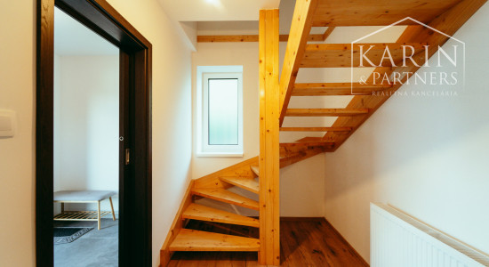 4izb. novostavba rodinného domu v tichej okrajovej časti Senice