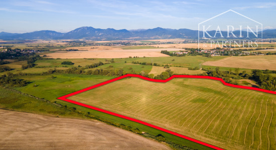 POĽNOHOSPODÁRSKY POZEMOK V OBCI KAĽAMENOVÁ V OKRESE TURČIANSKE TEPLICE