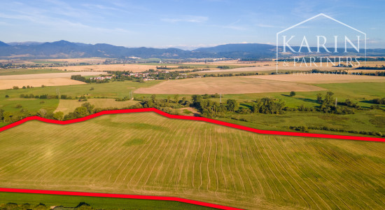 POĽNOHOSPODÁRSKY POZEMOK V OBCI KAĽAMENOVÁ V OKRESE TURČIANSKE TEPLICE