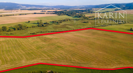 POĽNOHOSPODÁRSKY POZEMOK V OBCI KAĽAMENOVÁ V OKRESE TURČIANSKE TEPLICE