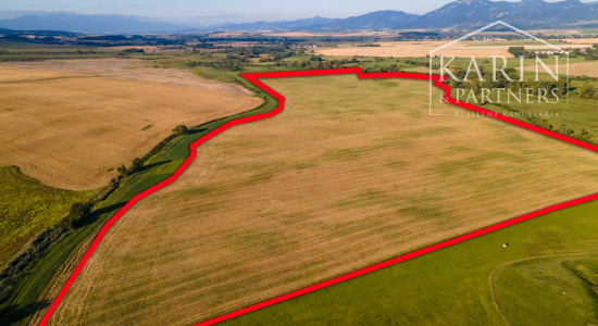 POĽNOHOSPODÁRSKY POZEMOK V OBCI KAĽAMENOVÁ V OKRESE TURČIANSKE TEPLICE