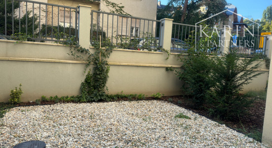 Prenájom 2 izbový byt s predzáhradkou