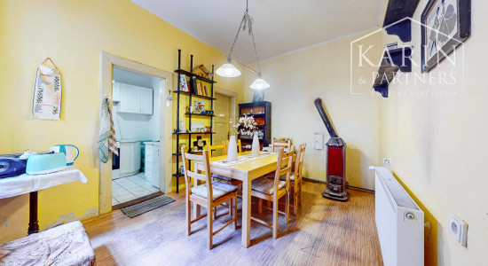 Rodinný dom s priestormi na podnikanie so záhradou a možnosťou vybudovania podkrovia v centre Banskej Štiavnice