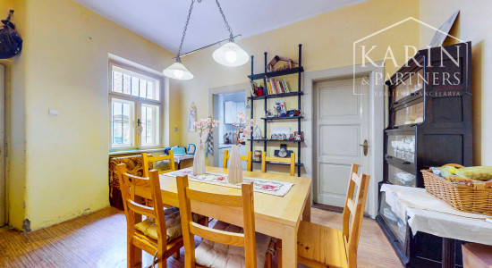 Rodinný dom s priestormi na podnikanie so záhradou a možnosťou vybudovania podkrovia v centre Banskej Štiavnice