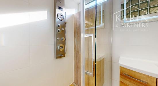 3 podlažná mestská vila na Hradnom kopci | 359m² | garáž | sauna| les