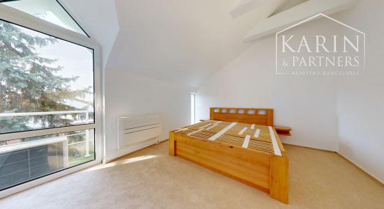 3 podlažná mestská vila na Hradnom kopci | 359m² | garáž | sauna| les