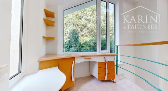 3 podlažná mestská vila na Hradnom kopci | 359m² | garáž | sauna| les