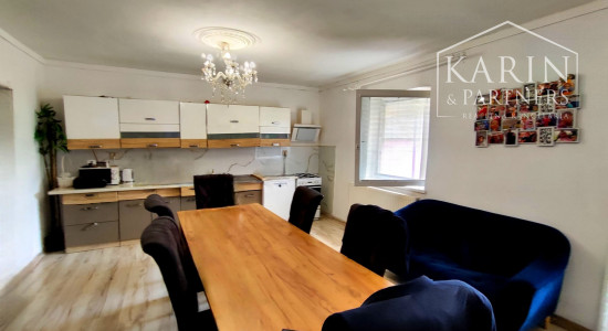 TIP: Exkluzívne len u nás: 5izbový rodinný dom v obci Nitriansky Hrádok, priamo na brehu rybníka Mederčina