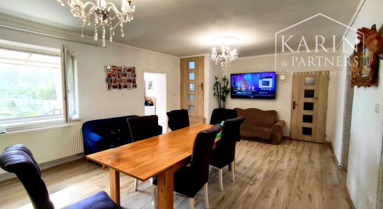 TIP: Exkluzívne len u nás: 5izbový rodinný dom v obci Nitriansky Hrádok, priamo na brehu rybníka Mederčina