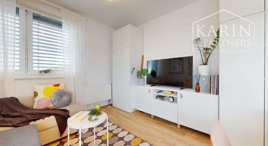 REZERVOVANÉ PRAKTICKY ZARIADENÝ 2I BYT S BALKÓNOM A PIVNICOU