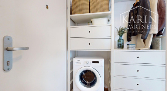 REZERVOVANÉ PRAKTICKY ZARIADENÝ 2I BYT S BALKÓNOM A PIVNICOU