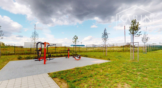 REZERVOVANÉ PRAKTICKY ZARIADENÝ 2I BYT S BALKÓNOM A PIVNICOU