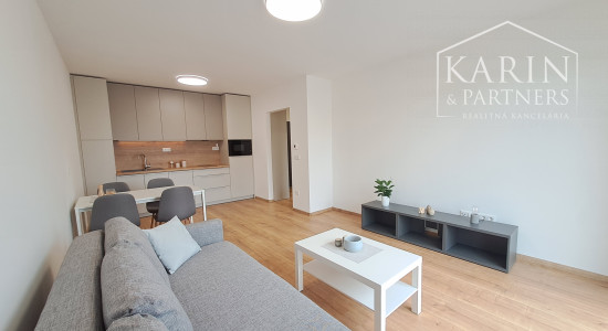 Prenájom nový zariadený 2-izbový byt s parkovaním v novostavbe, Rajka