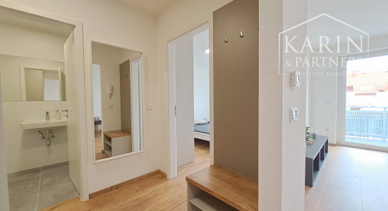 Prenájom nový zariadený 2-izbový byt s parkovaním v novostavbe, Rajka