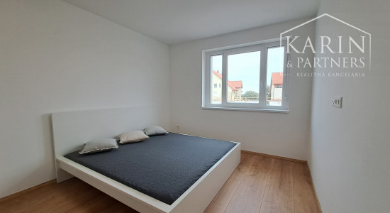 Prenájom nový zariadený 2-izbový byt s parkovaním v novostavbe, Rajka