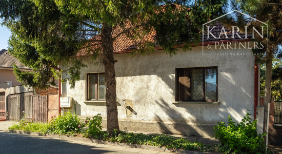 Rodinný dom Zvolenská ulica, Komárno