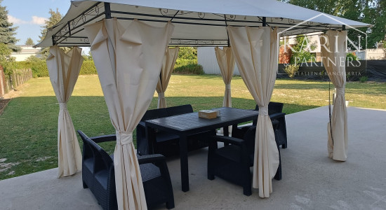 Predaj - rodinný dom 5 izbový s pozemkom 1483 m2 - Dunakiliti Maďarsko