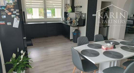 Predaj - rodinný dom 5 izbový s pozemkom 1483 m2 - Dunakiliti Maďarsko