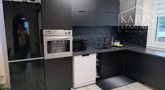 Predaj - rodinný dom 5 izbový s pozemkom 1483 m2 - Dunakiliti Maďarsko