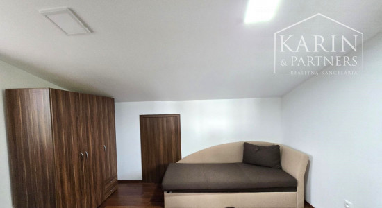 PRENÁJOM – 7 izbový rodinný dom v tichom prostredí s výhľadom na Rakúsko – Dlhé diely II – Bratislava IV