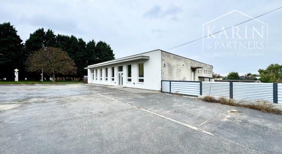 Prenájom priestorov a skladov na podnikanie, na sídlisku SNP, Skalica