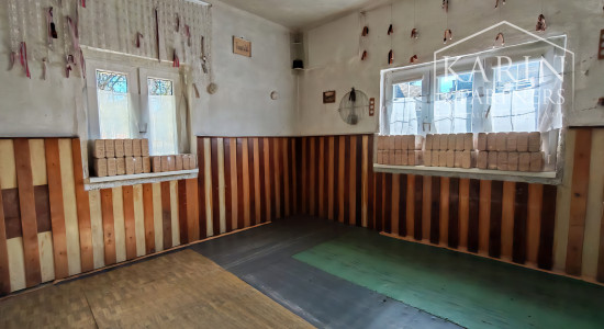 REZERVOVANÉ! Rodinný dom s priestranným pozemkom 1950 m2 v tichej lokalite na predaj