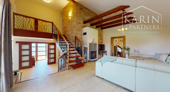 ELEGANTNÁ 5-IZBOVÁ VILA, IBA 10 KM OD TRNAVY- MALŽENICE PREDAJ