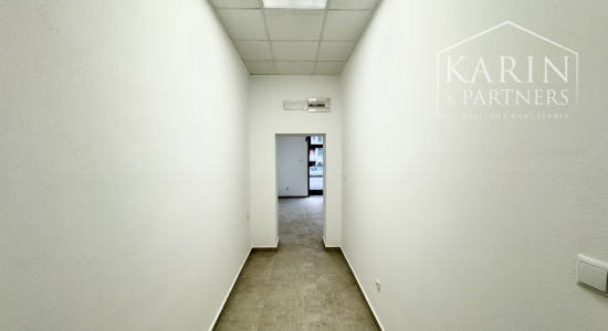 PRIESTOR NA PODNIKANIE V CENTRE / NA FREKVENTOVANEJ ULICI