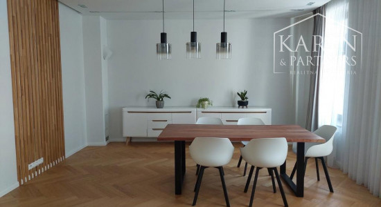 Staré Mesto - veľkometrážny reprezentatívny byt 167 m2, ul. Cintorínska