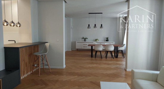 Staré Mesto - veľkometrážny reprezentatívny byt 167 m2, ul. Cintorínska