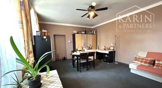 Predaj – Veľkometrážny 4 izbový byt – Rajka – Maďarsko