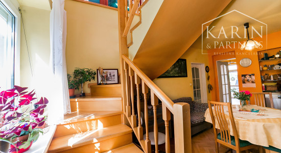 Predaj- Rodinný dom dvojgeneračný pozemok 1229m2 - Vajnory Bratislava