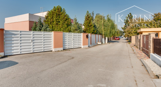 Hľadám pre klienta 3 izb. byt v Senec Gardens