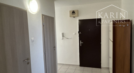 Neplatí sa provízia / Prenájom 4 Izb. Byt aj pre rodinu