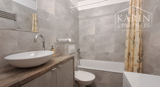 Prenájom zariadený 2-izbový byt, dve lodžie, Šustekova ul., Bratislava V Petržalka