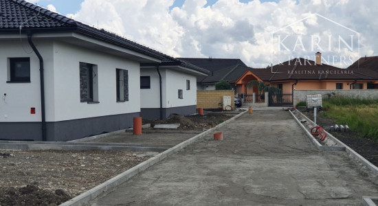 Predaj - Rodinný dom ,, Typ Bungalov " v obci Láb - okr. Malacky