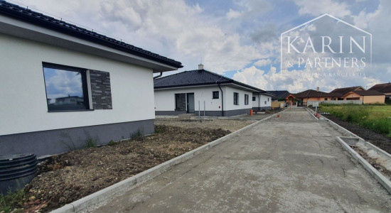 Predaj - Rodinný dom ,, Typ Bungalov " v obci Láb - okr. Malacky