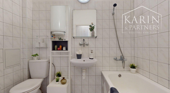 REZERVOVANÉ- 2-izbový byt v centre Rače | Plickova ulica | blízko viníc a lesa