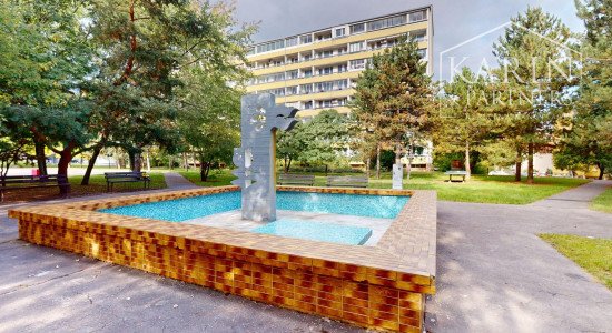 REZERVOVANÉ- 2-izbový byt v centre Rače | Plickova ulica | blízko viníc a lesa